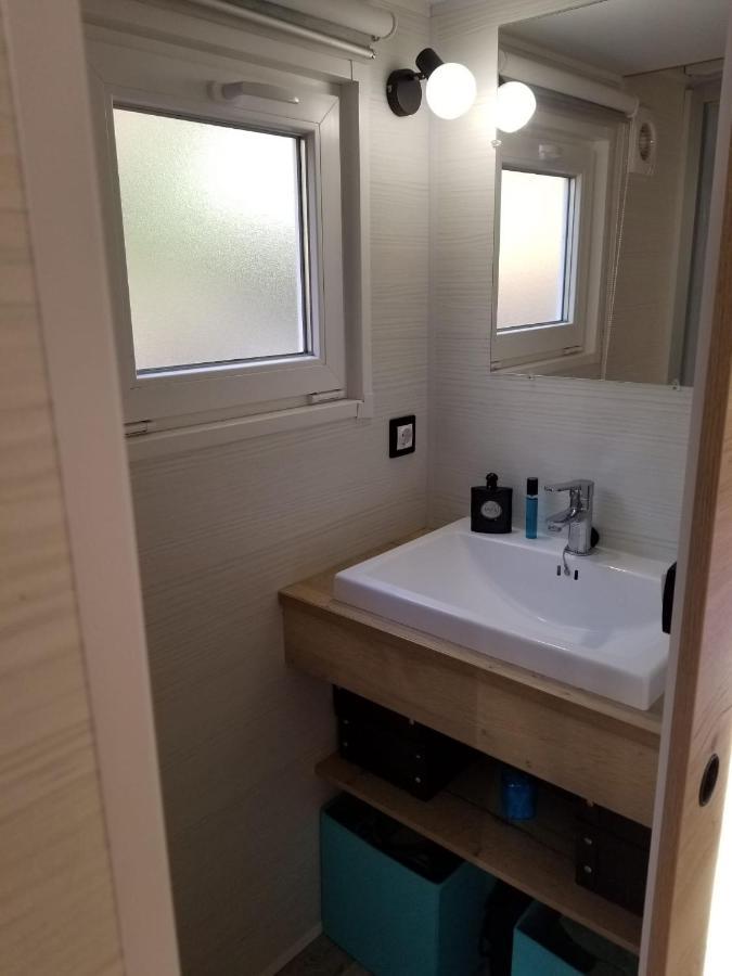 La Tiny Du Midi Hotel Tourrettes-sur-Loup Luaran gambar